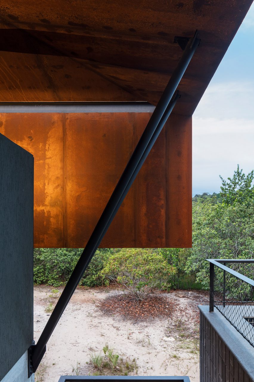 Casa Campinarama by Laurent Troost Architects
