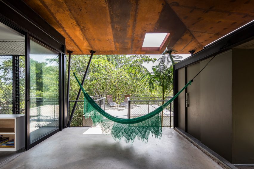 Casa Campinarama by Laurent Troost Architects