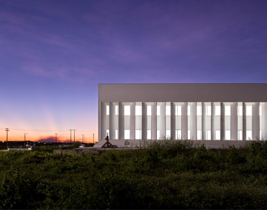 Didactic building of the Federal University of Ceara by Rede Arquitetos