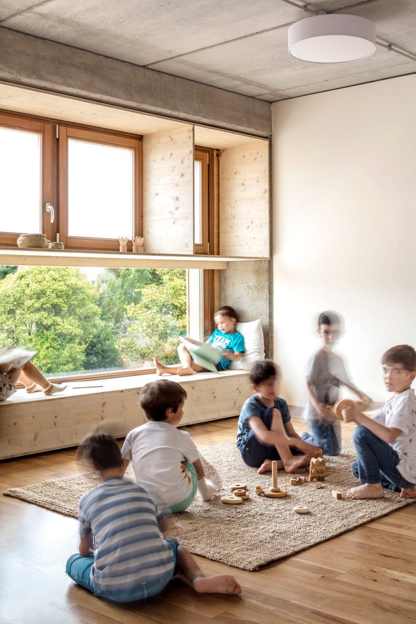 El Til-ler Kindergarten School by Eduard Balcells, Ignasi Rius and Daniel Tigges
