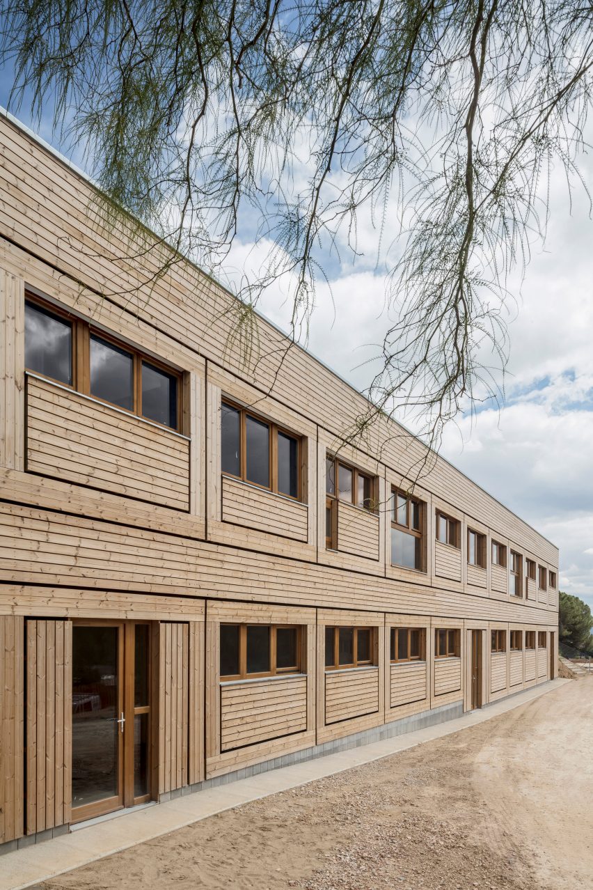 El Til-ler Kindergarten School by Eduard Balcells, Ignasi Rius and Daniel Tigges
