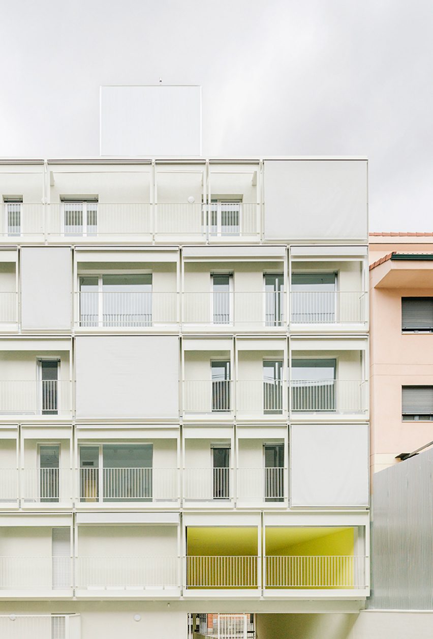 Elcano Housing Block by FRPO