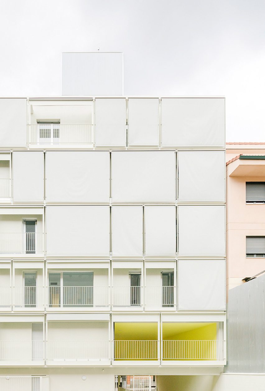 Elcano Housing Block by FRPO
