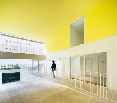 Elcano Housing Block by FRPO