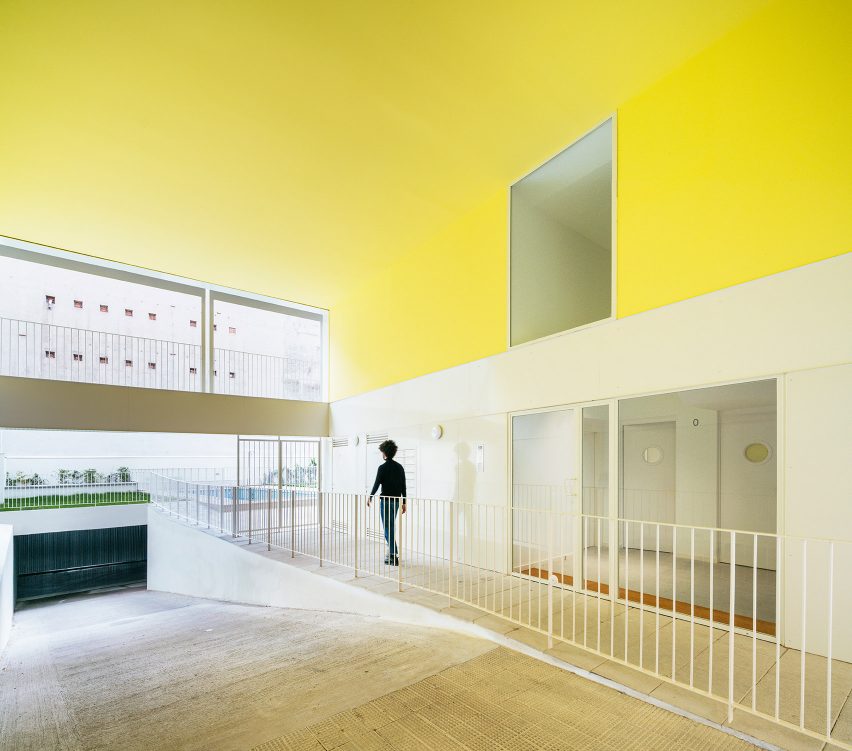 Elcano Housing Block by FRPO