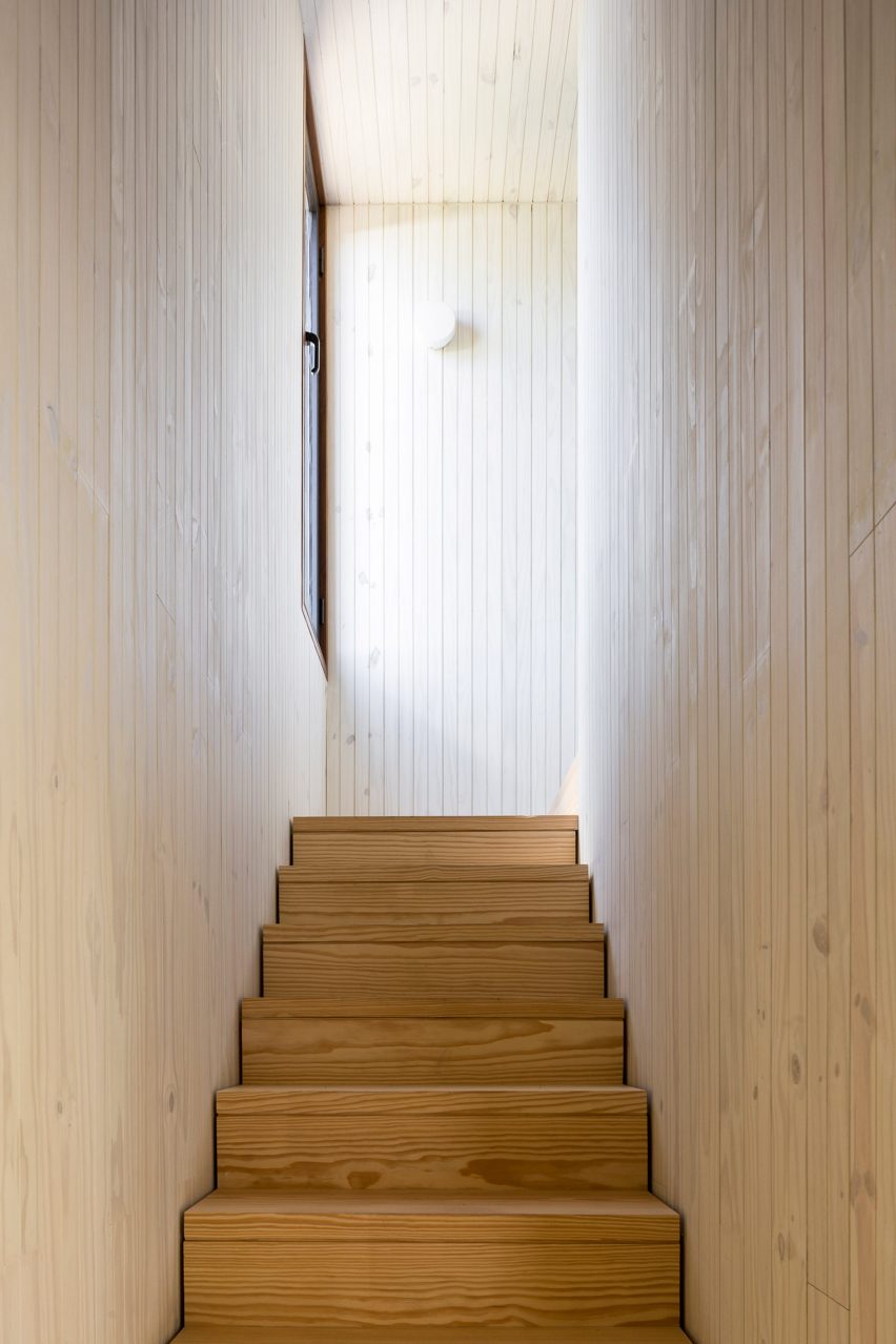 Casa en la Juanita by FRAM Arquitectos and Delfina Riverti