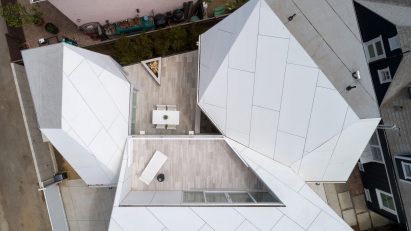 Houses from the air – birds-eye views