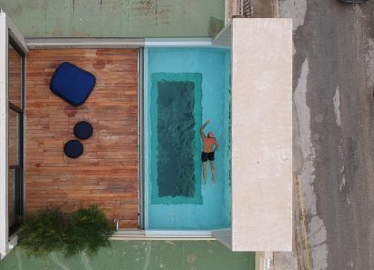 10 houses photographed from above – birds-eye views
