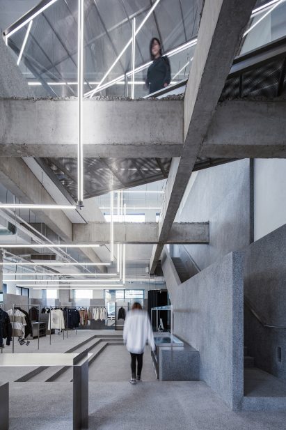 JHW store by Atelier Tao+C