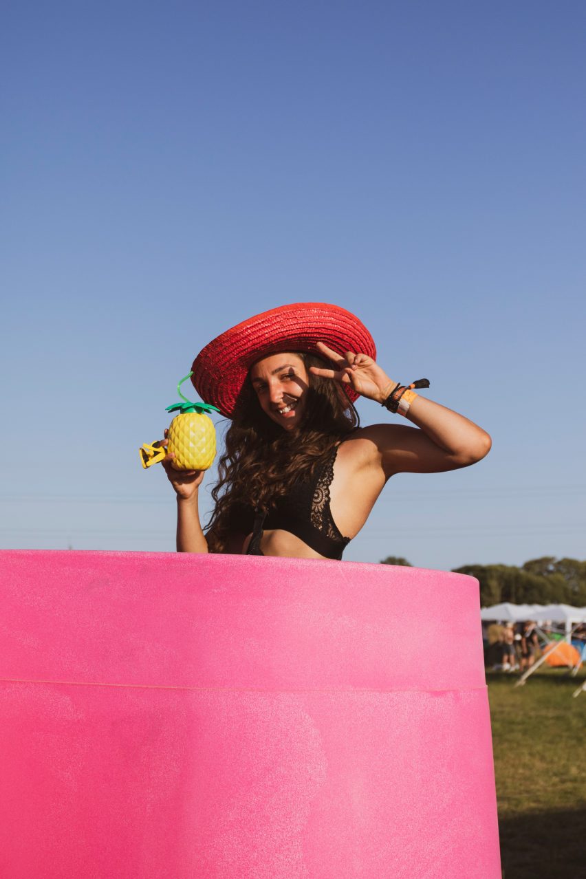 Lapee is an industrial-standard female urinal for festivals and outdoor events that allows people who need to pee sitting down to do so quickly and safely.