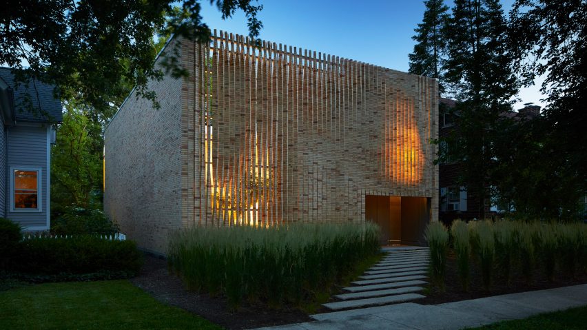 Lipton Thayer Brick House in Chicago, Illinois by Brooks Scarpa