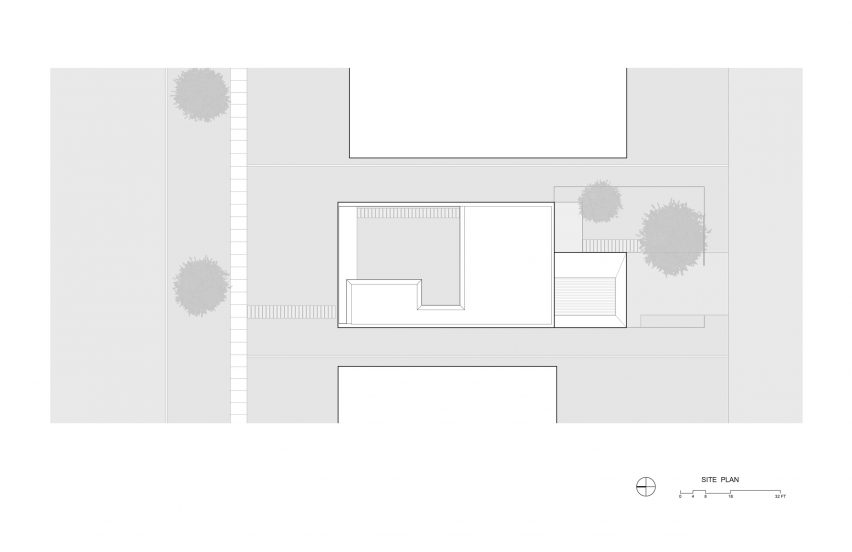 Lipton Thayer Brick House in Chicago, Illinois by Brooks Scarpa