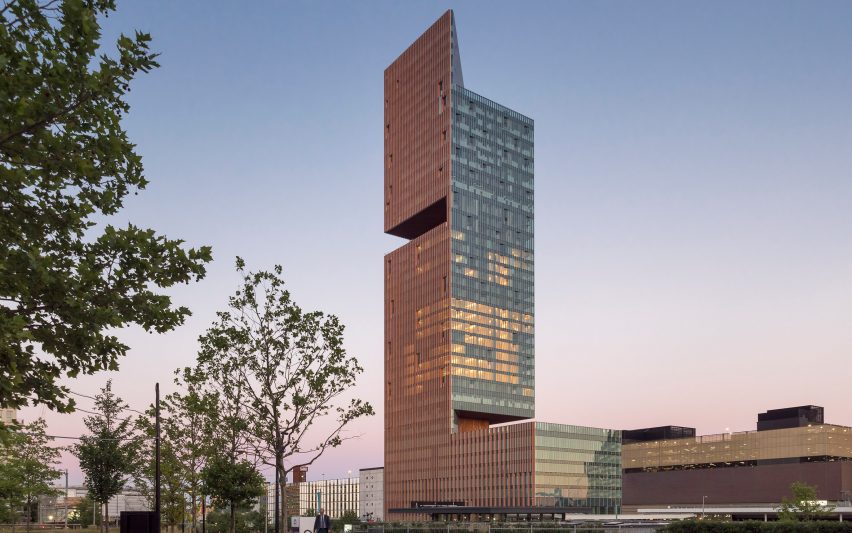 SOM completes Manhattan Loft Gardens tower