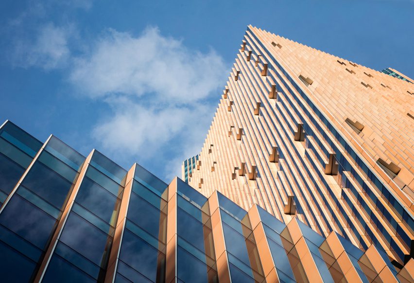 SOM completes Manhattan Loft Gardens tower