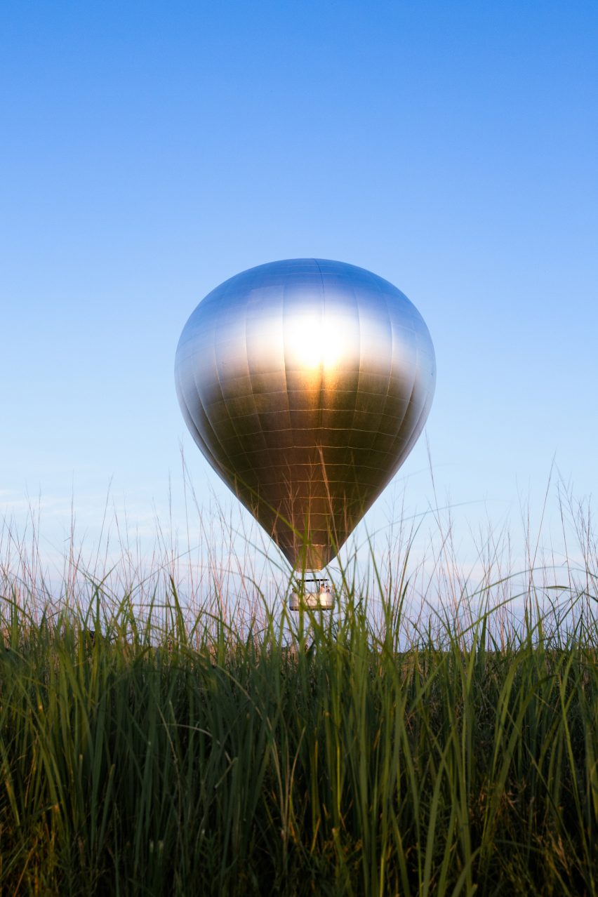 New Horizon by Doug Aitken