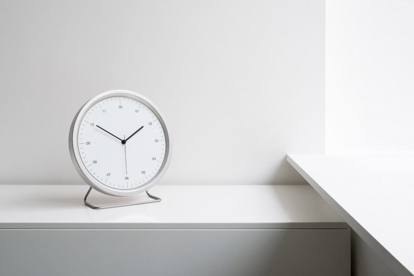 A-12 Clock by Instrmnt