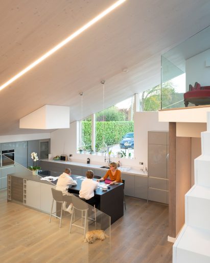 Push-Pull House by Cullinan Studio