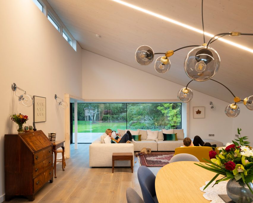 Push-Pull House by Cullinan Studio