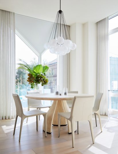 San Francisco apartment by Jennifer Robin Interiors