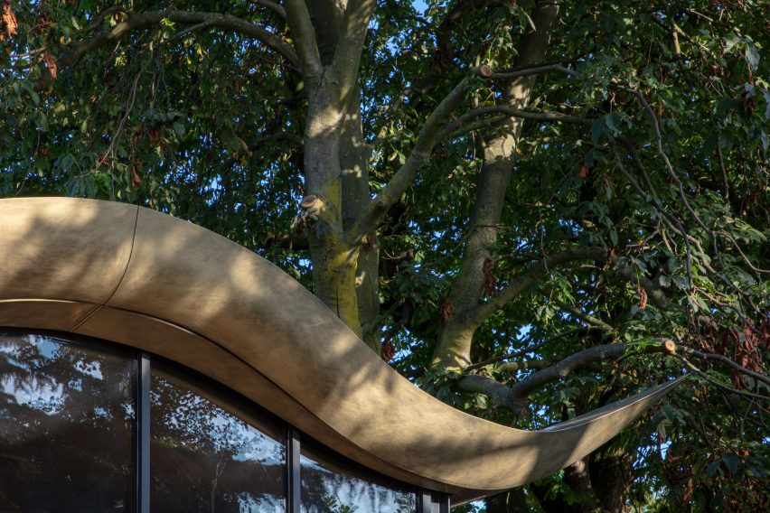 The Serpentine Coffee House by Mizzi Studio