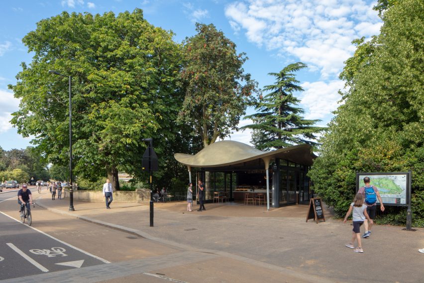 The Serpentine Coffee House by Mizzi Studio