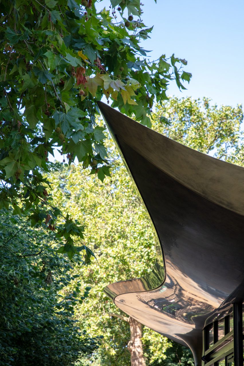 The Serpentine Coffee House by Mizzi Studio