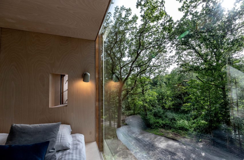 Treetop hotel cabin for Løvtag by Sigurd Larsen