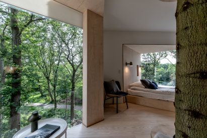 Treetop hotel cabin for Løvtag by Sigurd Larsen