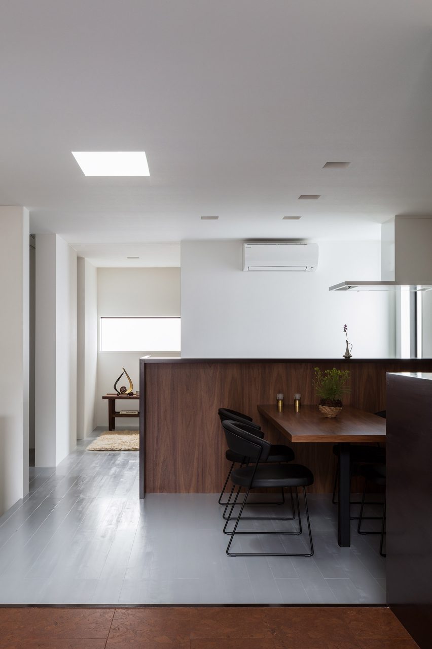Slender House by FORM/Kouichi Kimura