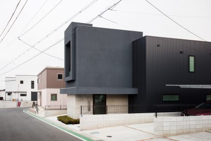 Slender House by FORM/Kouichi Kimura
