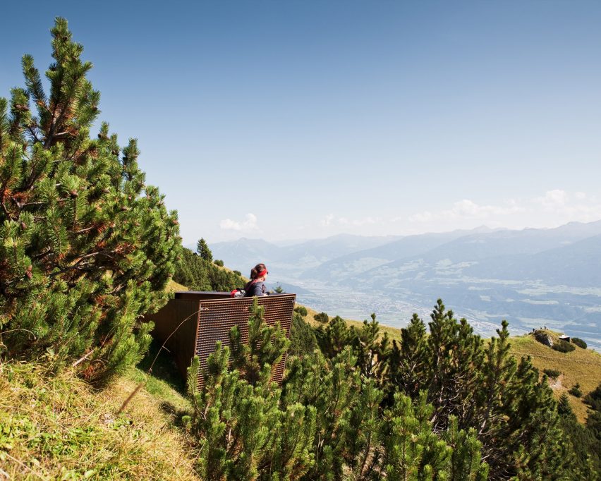 Cantilevered viewpoint on Perspektivenweg walking trail by Snøhetta, Innsbruck, Austria