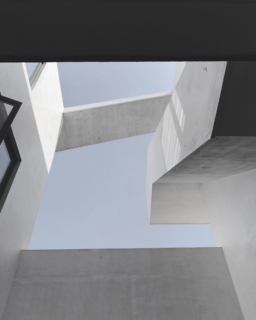 Song House by AZL Architects