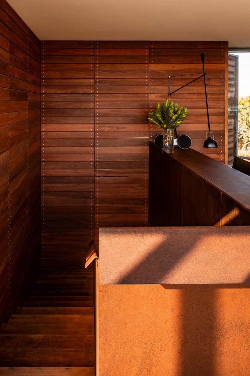 St Andrews Beach Villa by Woods Bagot