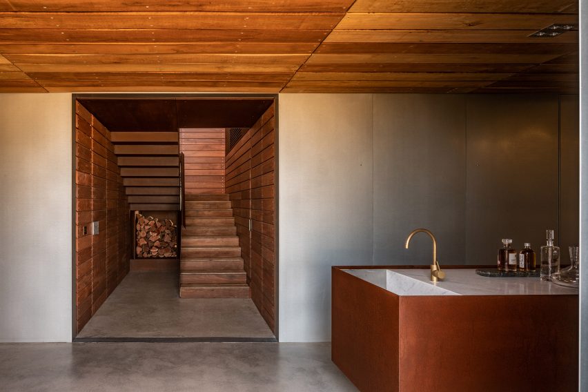 St Andrews Beach Villa by Woods Bagot