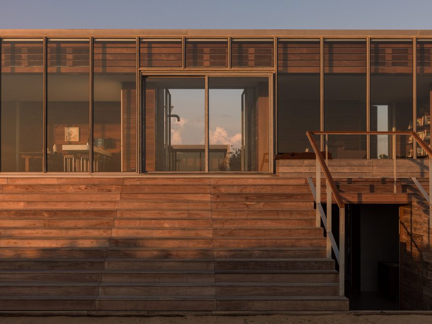 St Andrews Beach Villa by Woods Bagot