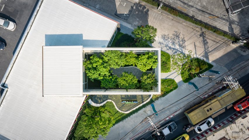Archismith creates secret garden within The Glass Fortress