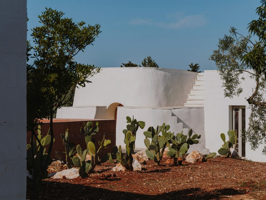 Villa Cardo by Studio Andrew Trotter