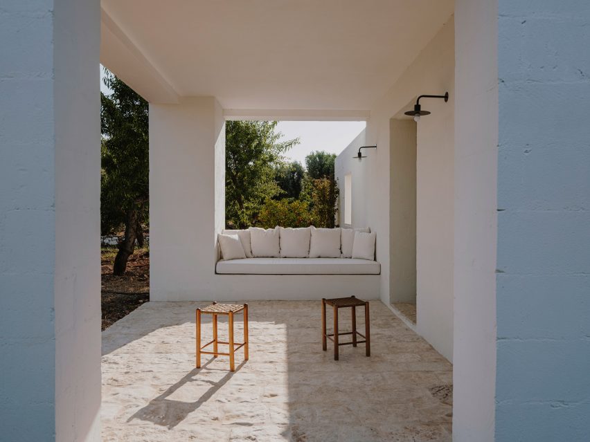 Villa Cardo by Studio Andrew Trotter