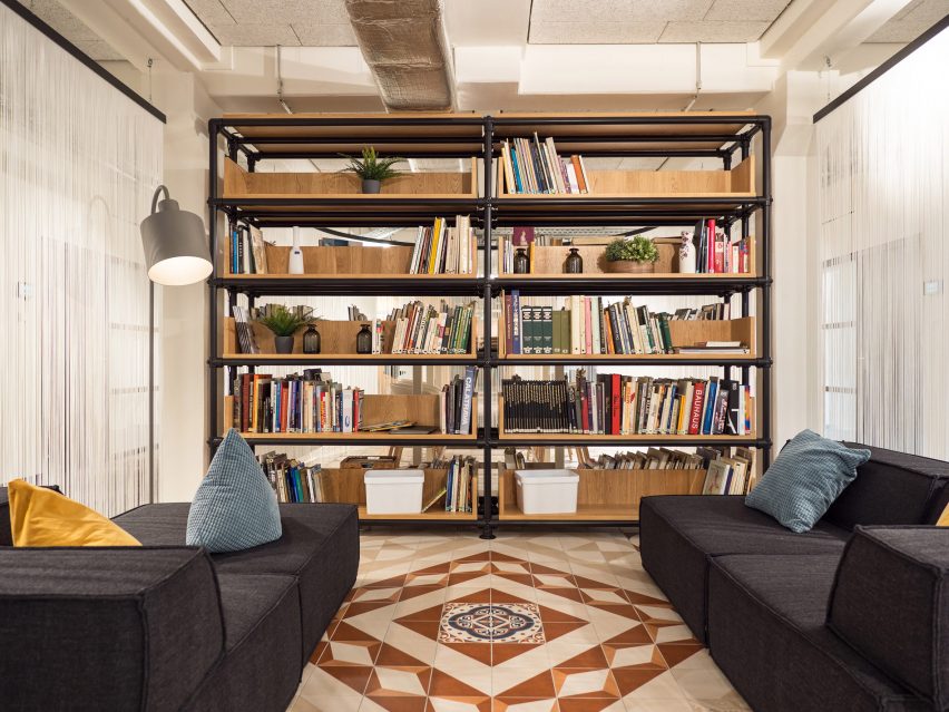 Factory No09 office by Villeroy & Boch