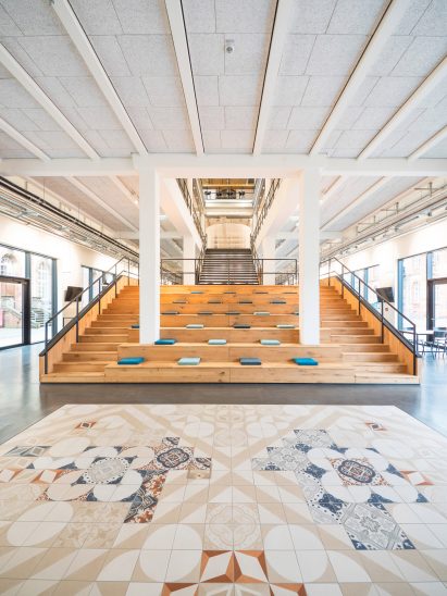 Factory No09 office by Villeroy & Boch