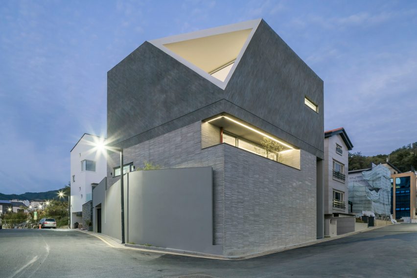 W House by ar-Architects
