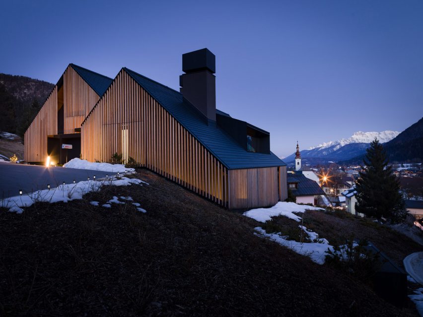 Z House by Geza