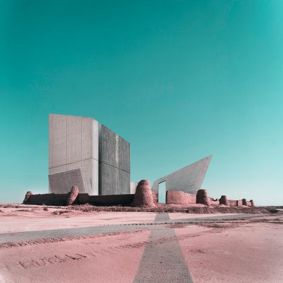 Expanding Iranian Ancient Architecture by Mohammad Hassan Forouzanfar
