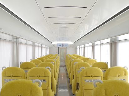 Laview train Kazuyo Sejima