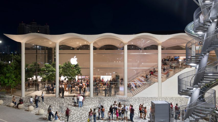 Apple Aventura by Foster + Partners