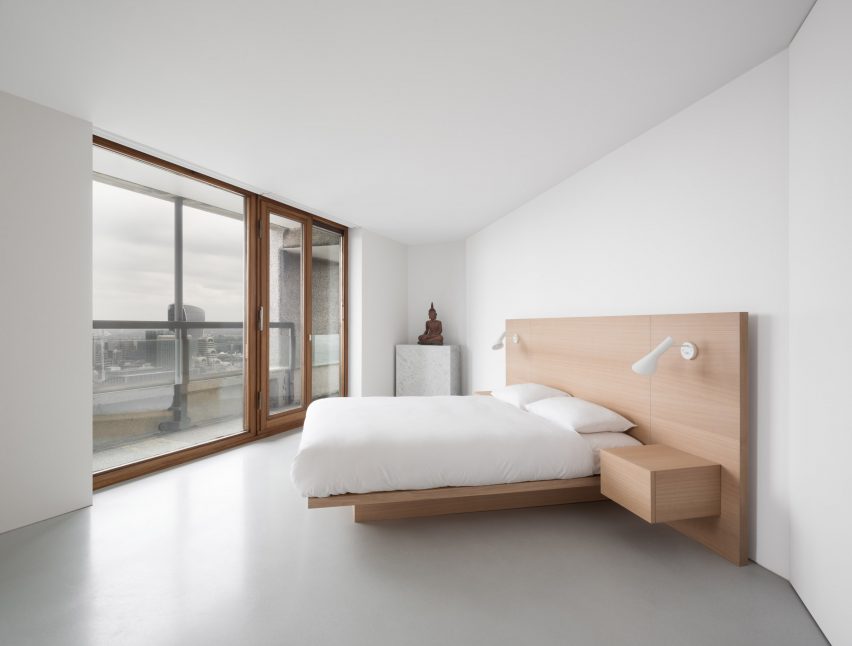 Barbican apartment designed by John Pawson