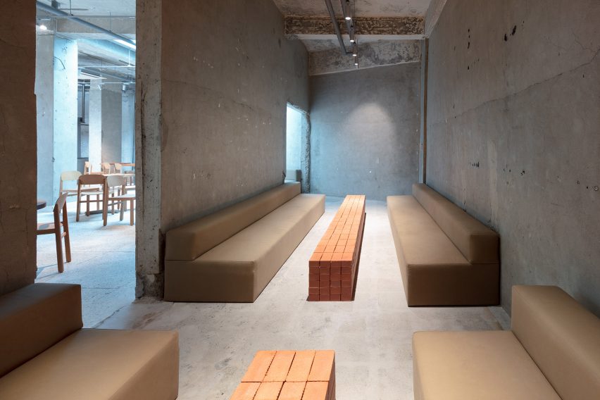 Blue Bottle Coffee cafe in Seongsu by Schemata Architects