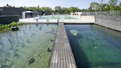 Borden Park Natural Swimming Pool by gh3*