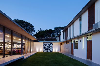 Capobianco House by Kruchin Arquitetura