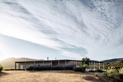 Casa 14 by Alvano y Riquelme Architects
